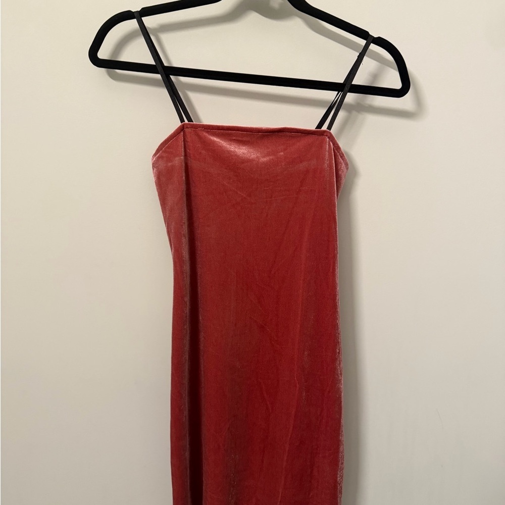 Sleeveless Velvet Slip Dress in Pink